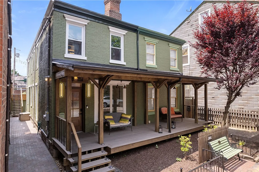 1301 Sherman Ave photo 1