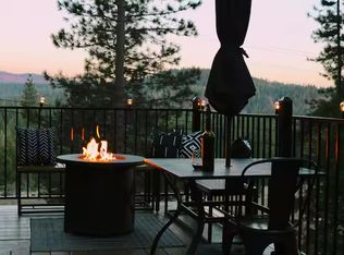 4960 Loch Leven Dr, Pollock Pines, CA 95726