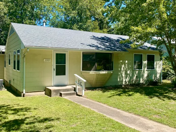2303 E Yuma Street, Joplin, MO 64801