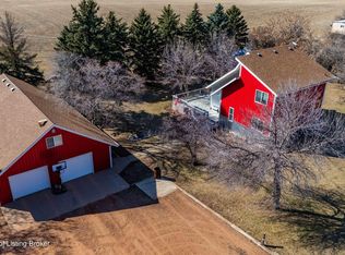 13056 30th St SW, Belfield, ND 58622