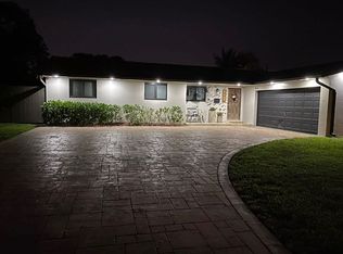 14410 Lake Crescent Pl, Miami Lakes, FL 33014