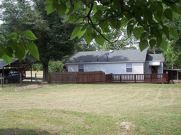2nd image of 374 Railroad Ave E