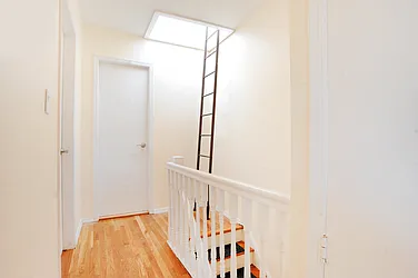 Rented by Kelly NYC LLC