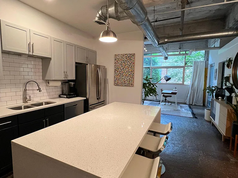 659 Auburn Ave NE #123 — Photo 12