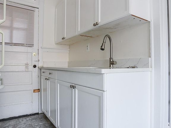 4th image of 5051 N Glenwood Ave APT 3L