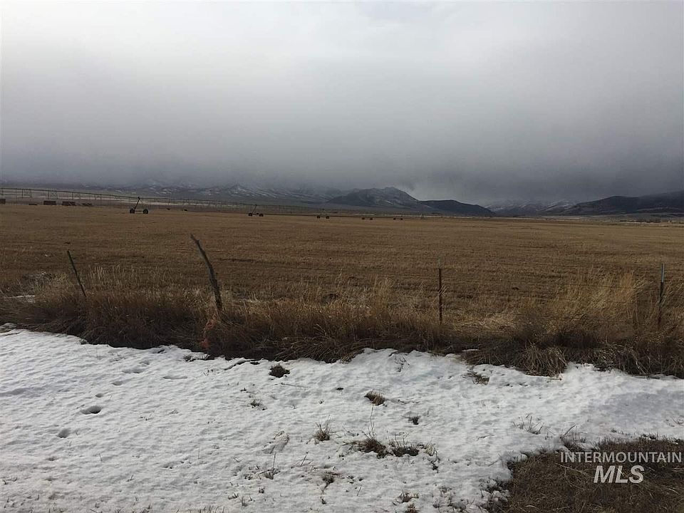 2nd image of 1750 S Highway 81