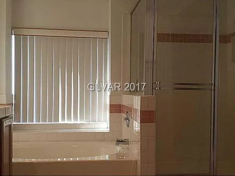 2421 Twin Flower Cir — Photo 5