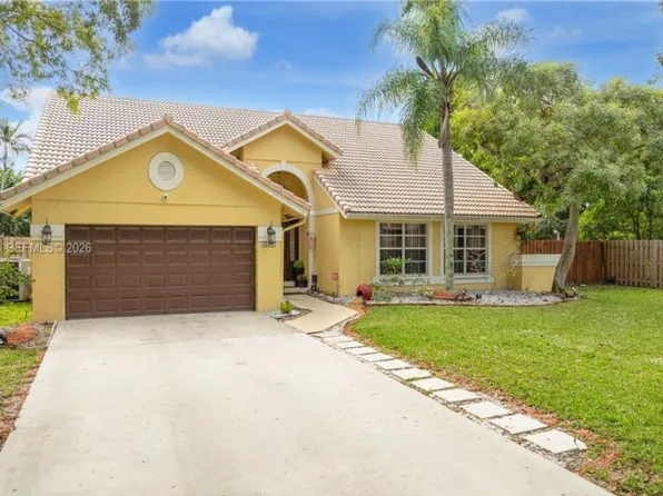 7101 NW 44th Ln, Coconut Creek, FL 33073