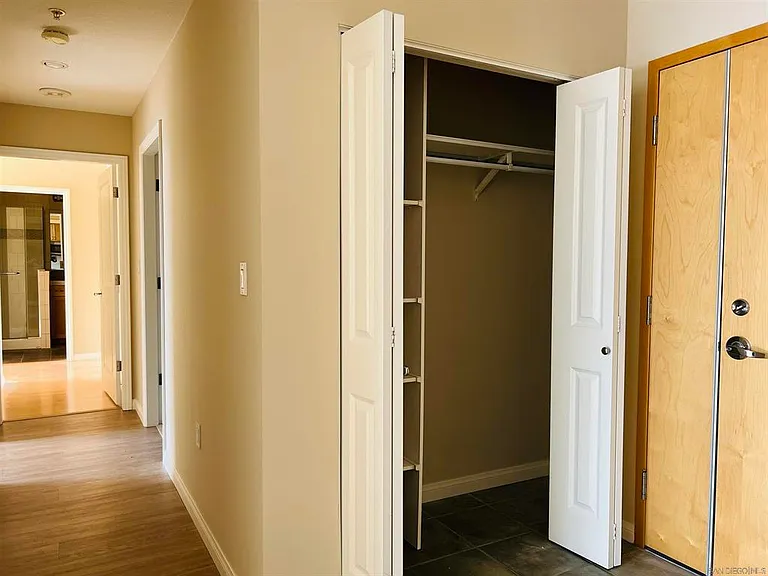 850 Beech St #704 — Photo 15