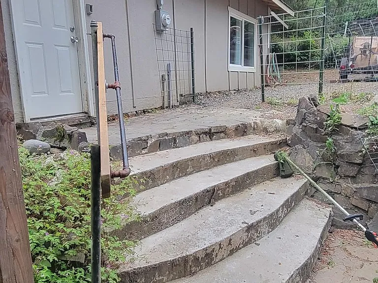 3355 Salmon River Hwy #1 — Photo 2