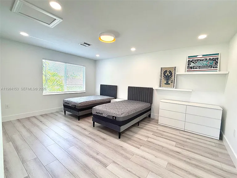 1347 SW 14th Ave — Photo 22