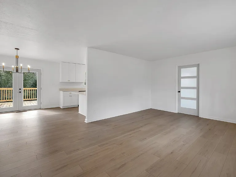 1369 Nancy Dr — Photo 26