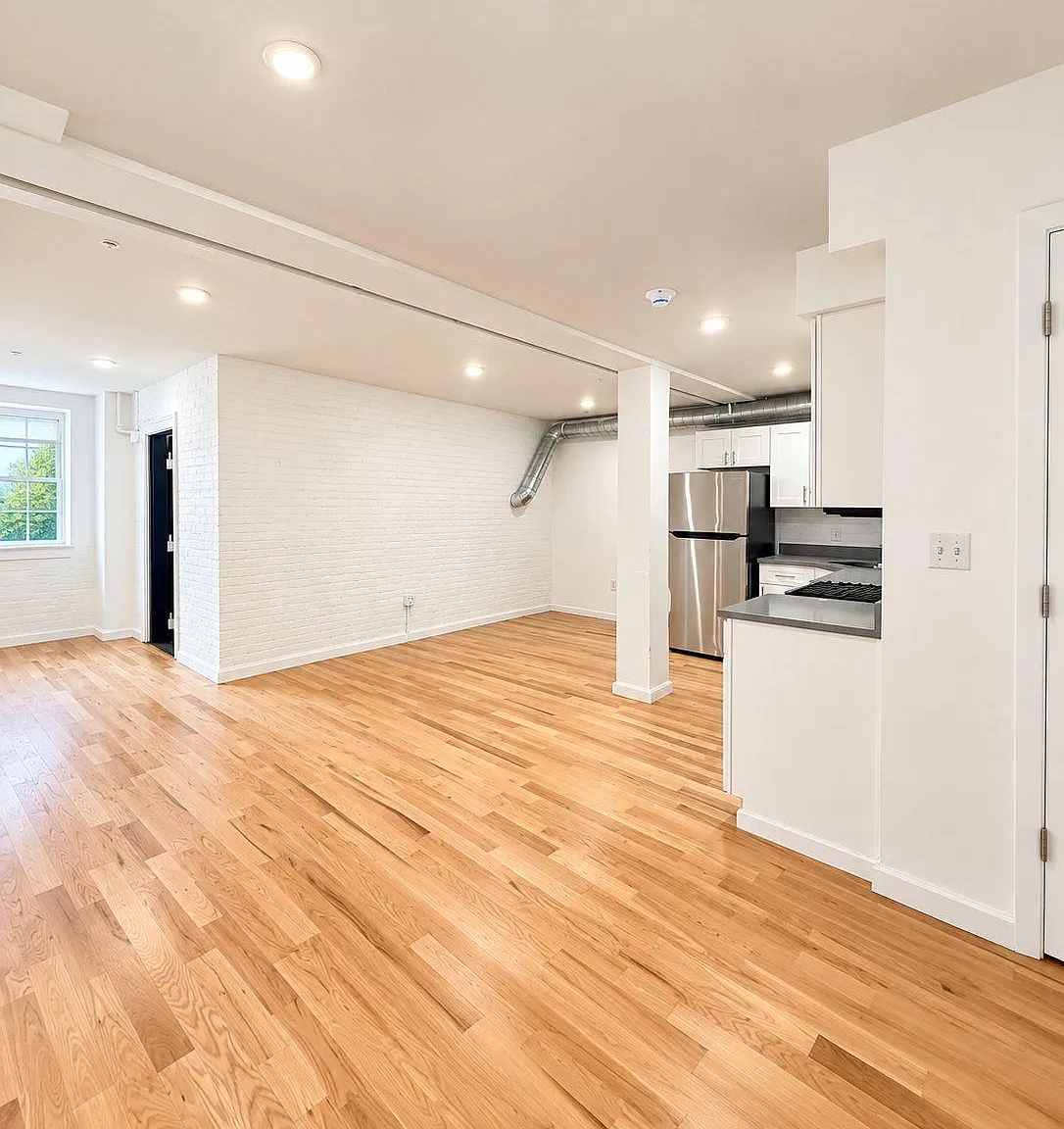 1 bed, 1.0 bath, 750 sqft, $1,750 — Photo 2