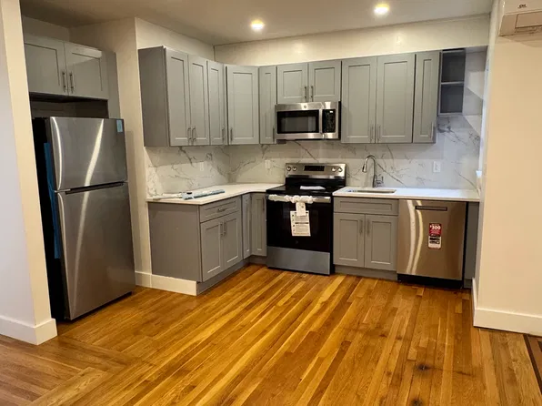 3105 Roberts Ave Floor 3, Bronx, NY 10461