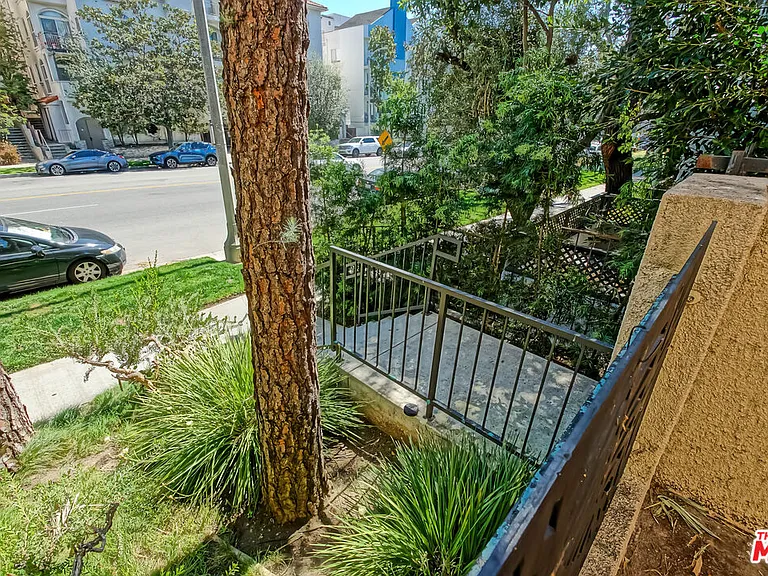 1875 S Beverly Glen Blvd #101 — Photo 32