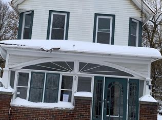 40 Mountain Rd, Ravena, NY 12143