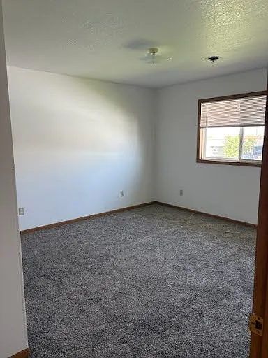 3 bed, 2.0 bath, $1,700 — Photo 1