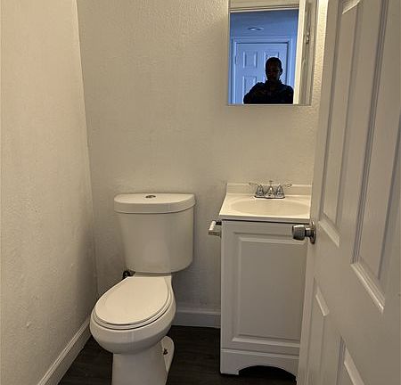 3rd image of 2688 Tyrell Dr #A