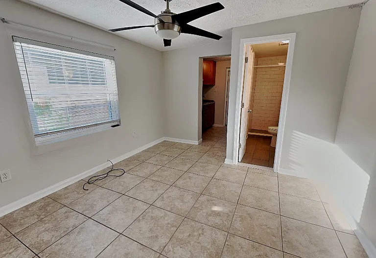 3619 W Cass St #B — Photo 4