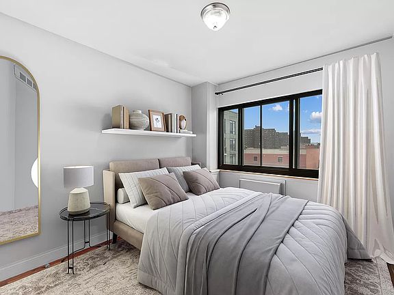4th image of 2205 3rd Ave APT 7A