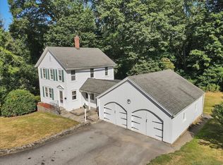 29 Walnut Ave, East Hampton, CT 06424