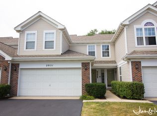 2051 Peach Tree Ln, Algonquin, IL 60102