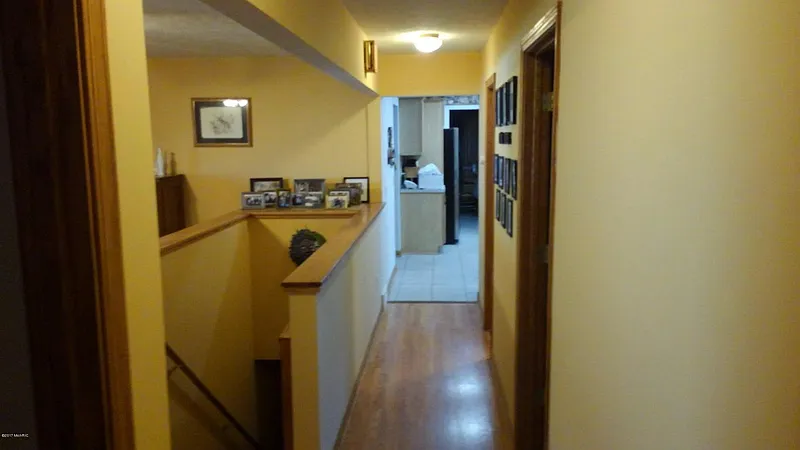 Thumbnail 13