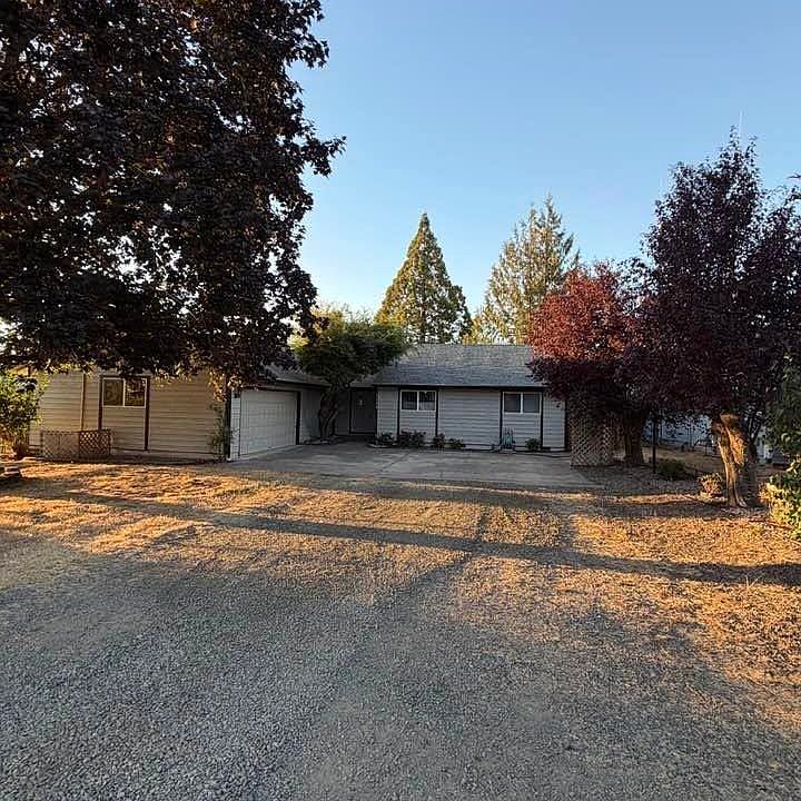1st image of 1135 Cedar Ln