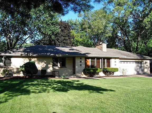 2nd image of 12323 S 69th Ct