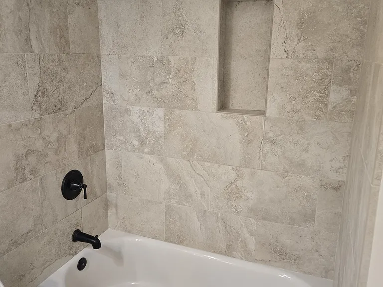 2150 Catalpa Ct — Photo 20