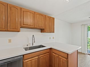 215 21st Pl SE #B, Auburn, WA 98002