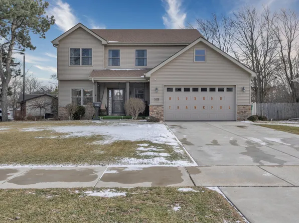 9031 Columbia Ave, Munster, IN 46321