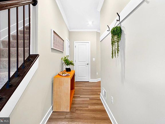 3rd image of 26146 Milby Cir