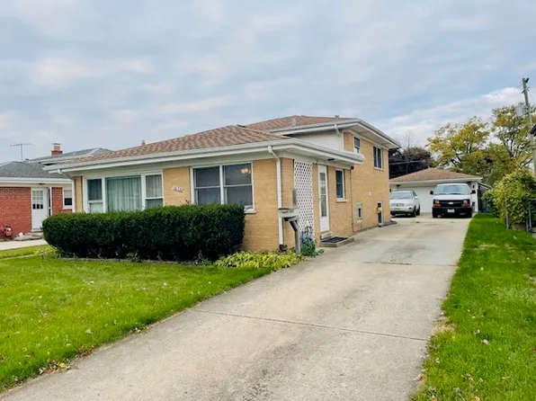 1632 S Elm St, Des Plaines, IL 60018
