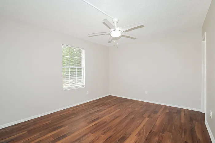 1504 Chelsea Downs Dr NE — Photo 8