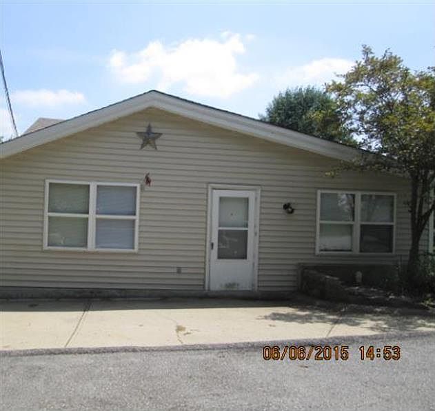 1st image of 15 Loreco St