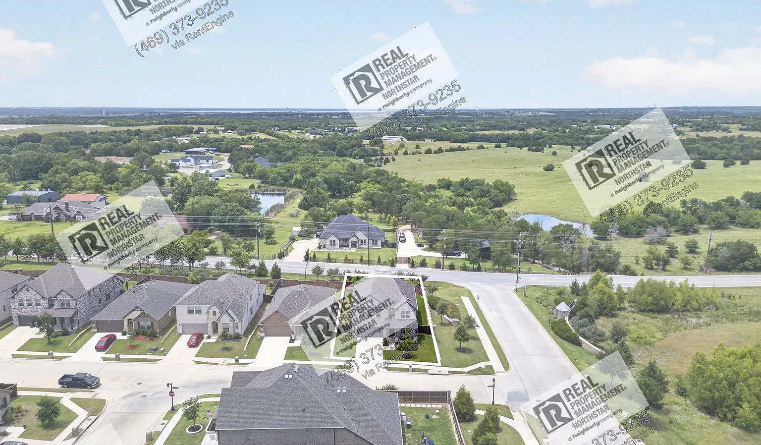 4 bed, 3.0 bath, 2801 sqft, $2,695 — Photo 4