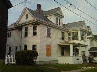 16 Arnold Ave, Amsterdam, NY 12010