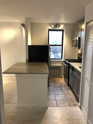 Rented by Lang Realty LLC | media 5