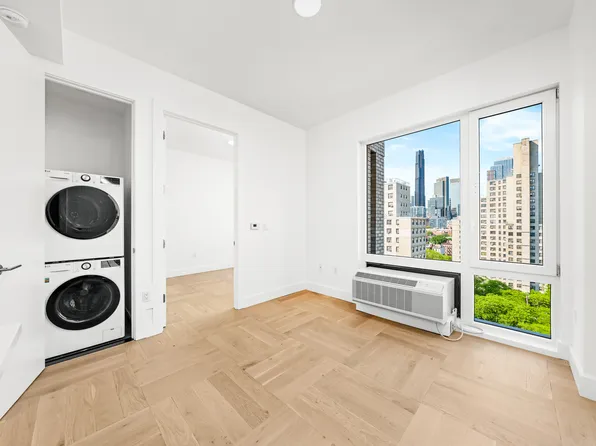 526 Baltic Street image 4 of 55