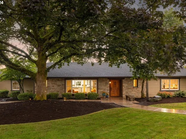 10710 SW Muirwood Dr, Portland, OR 97225