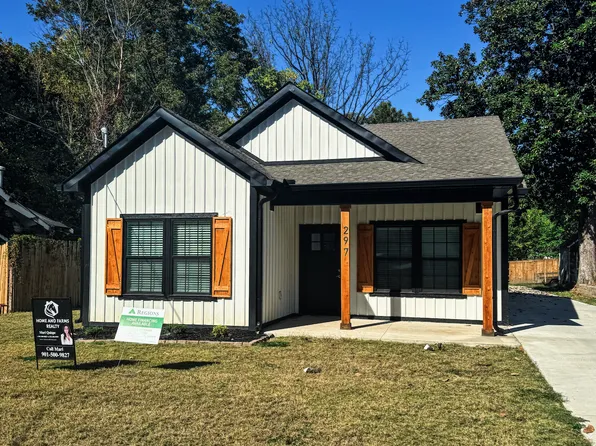 297 W Deaderick St, Jackson, TN 38301