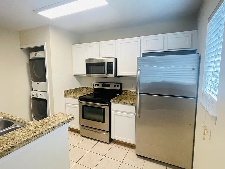3501 D Avinci Way #1011 — Photo 3
