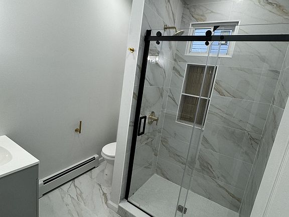 5th image of 653 S 19th St Floor 1
