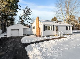 13 Centerville Drive, Salem, NH 03079-2311