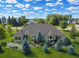 1904 Bridgeview Blvd, Detroit Lakes, MN 56501