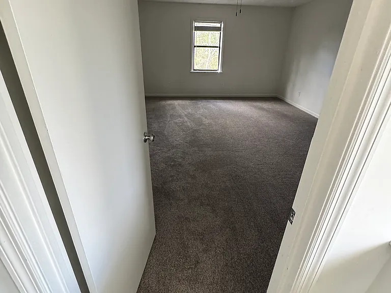 3032 Otter Ct — Photo 8