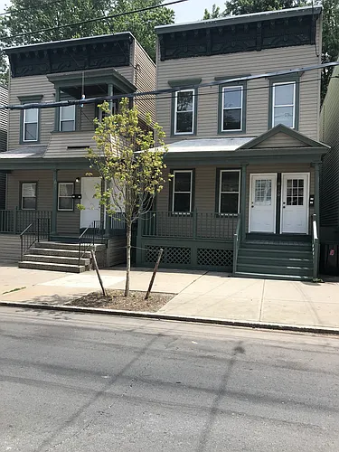 258 Ontario St Photo 1