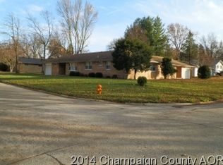 901 Eliot Dr, Urbana, IL