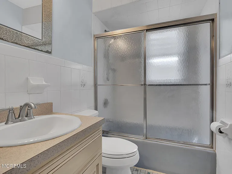 8 President Ave #1 — Photo 14